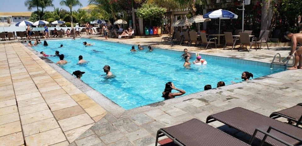 Hotel Lacqua diroma com fogão, geladeira, micro-ondas, Park aquático 24h, acomoda até 5 pessoas Caldas Novas Exterior foto